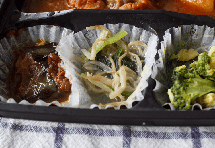 ナッシュの冷凍弁当もやし