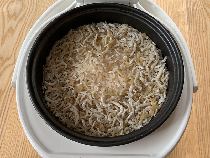 kitoisix しらすご飯